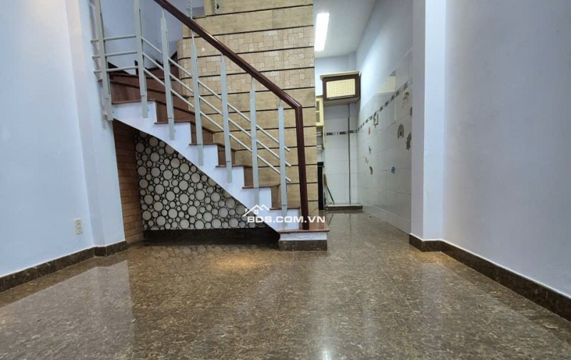 CoopMart Quang Trung - 4 tầng BTCT hoàn công - 4 PN + sân thượng - 3 tỷ 4